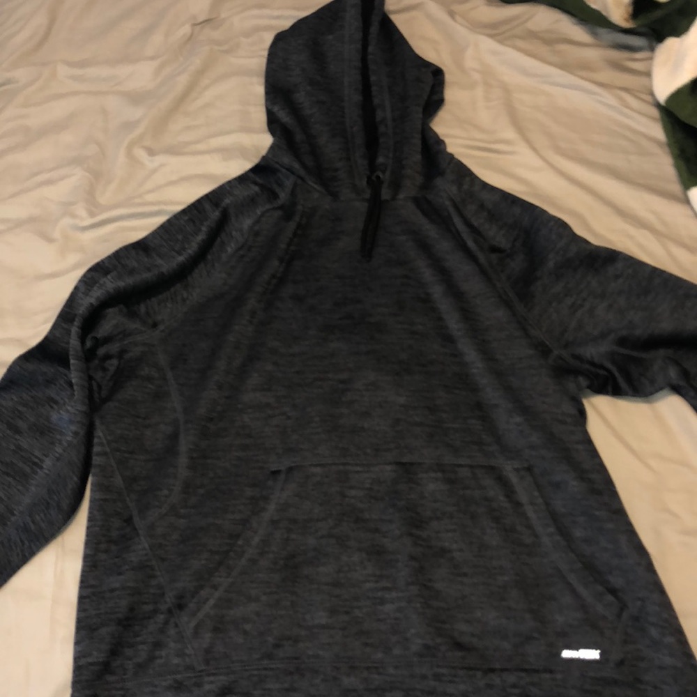 Tekgear sweater 100% polyester. - Picture 1 of 1